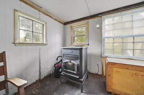 Entry Way - 379 N Main, Britton, MI 49229 photo 1 of 1