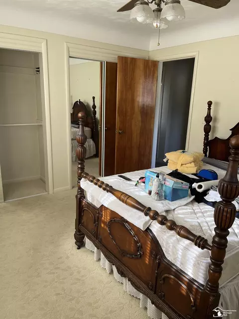 Bedroom - 5376 Kay, Monroe, MI 48161 photo 1 of 5