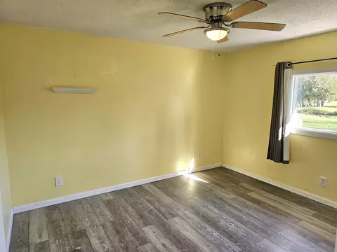 Bedroom - 4460 Ash, Gladwin, MI 48624 photo 1 of 2