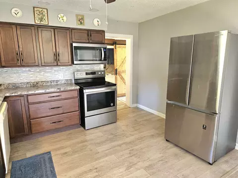 Kitchen - 4460 Ash, Gladwin, MI 48624 photo 3 of 3