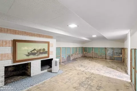 Other - 709 Lakepointe, Grosse Pointe Park, MI 48230 photo 6 of 31