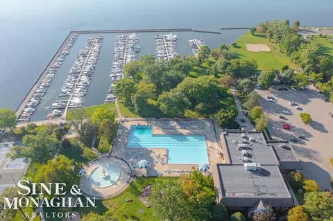 Exterior - 709 Lakepointe, Grosse Pointe Park, MI 48230 photo 22 of 28