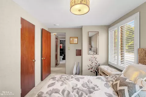Bedroom - 709 Lakepointe, Grosse Pointe Park, MI 48230 photo 7 of 7