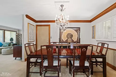 Dining - 709 Lakepointe, Grosse Pointe Park, MI 48230 photo 1 of 2
