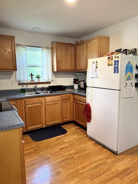 Kitchen - 4876 Cedar Dr, Gladwin, MI 48624 photo 2 of 2