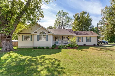 533 Ash, Carleton, MI 48117