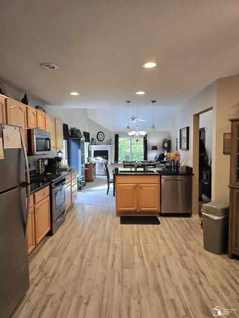 Kitchen - 1670 Spruce #1, Temperance, MI 48182 photo 1 of 2