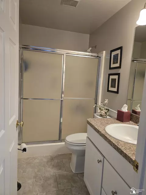 Bath - 1670 Spruce #1, Temperance, MI 48182 photo 2 of 2