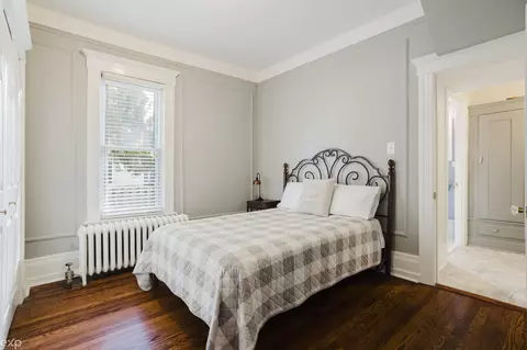Bedroom - 202 S Ninth, Saint Clair, MI 48079 photo 2 of 5