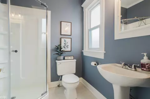 Bath - 202 S Ninth, Saint Clair, MI 48079 photo 1 of 3