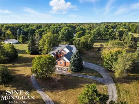 View/Area - 1779 Mack, Leonard, MI 48367 photo 2 of 8