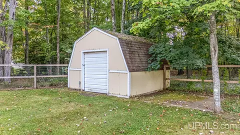 Exterior - 5273 18th, Escanaba, MI 49829 photo 6 of 6
