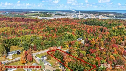 View/Area - 5273 18th, Escanaba, MI 49829 photo 3 of 6