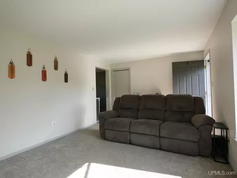 Living - 68 4th, South Range, MI 49963 photo 4 of 6
