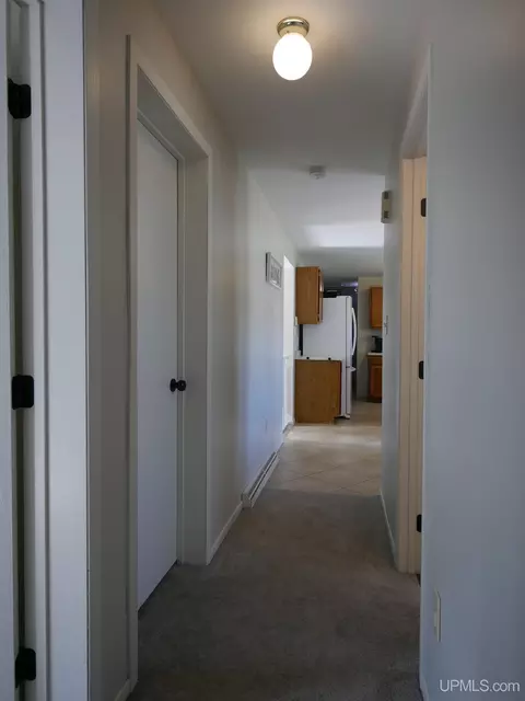 Entry Way - 68 4th, South Range, MI 49963 photo 4 of 4