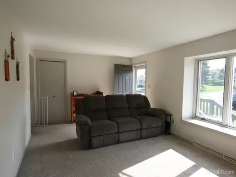 Living - 68 4th, South Range, MI 49963 photo 3 of 6