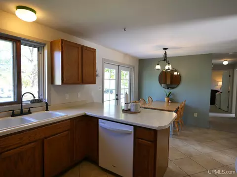 Kitchen - 68 4th, South Range, MI 49963 photo 3 of 3