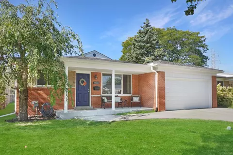 28203 Newport, Warren, MI 48093