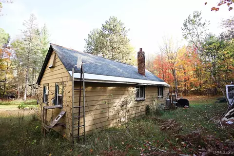 Exterior - 24 Braastads, Ishpeming, MI 49849 photo 9 of 18