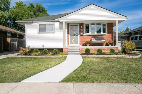 520 New York, Lincoln Park, MI 48146