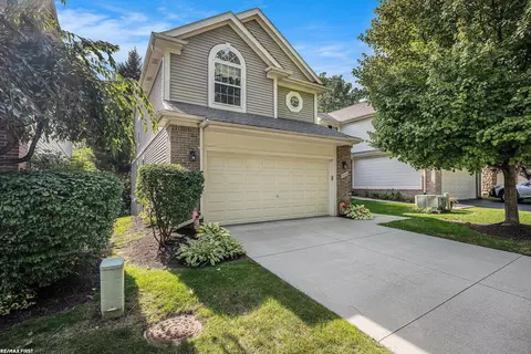 5336 Forest Rdg, Village Of Clarkston, MI 48346