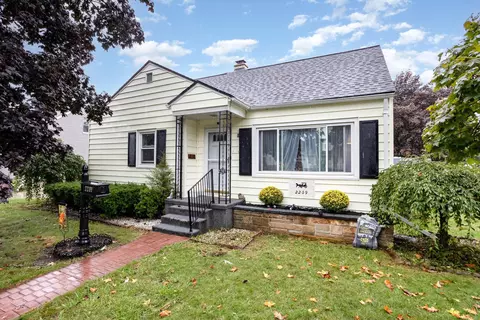 2209 32nd, Bay City, MI 48708
