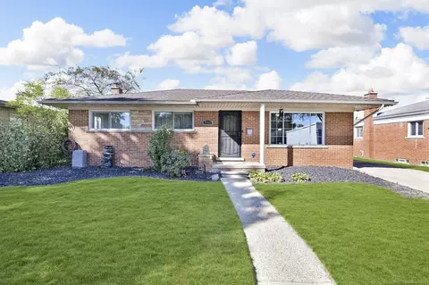 29119 Orvylle, Warren, MI 48092