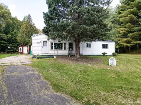 2510 Division, Marquette, MI 49855