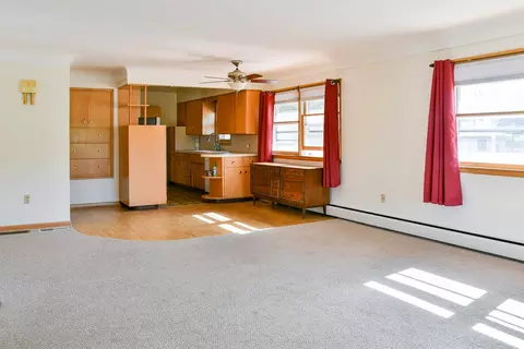 2107 S Jefferson, Bay City, MI 48708 photo 2