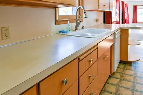 2107 S Jefferson, Bay City, MI 48708 photo 8