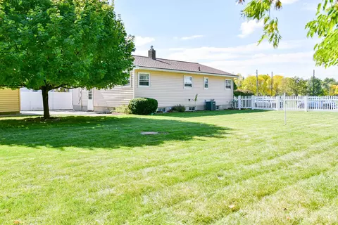 2107 S Jefferson, Bay City, MI 48708 photo 38