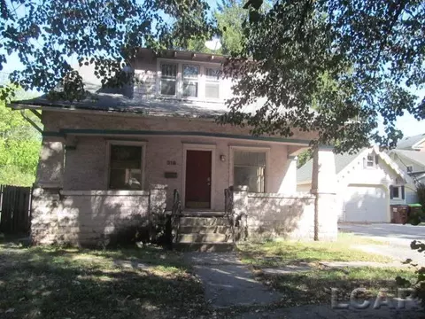 318 Merrick, Adrian, MI 49221