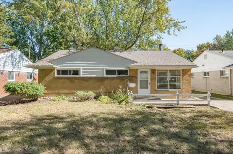 27720 Barrington, Madison Heights, MI 48071