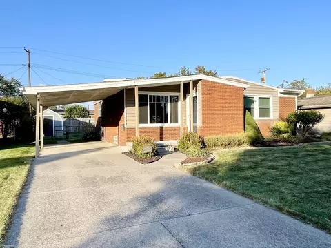 22825 Sunnyside, Saint Clair Shores, MI 48080