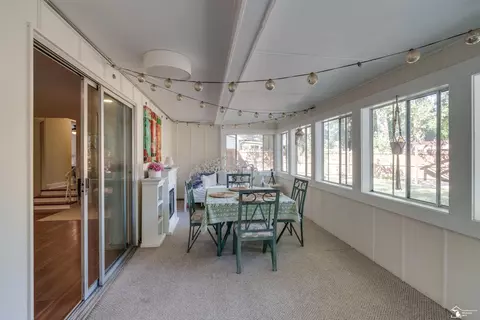 Exterior - 7986 Mohawk, Temperance, MI 48182 photo 4 of 11