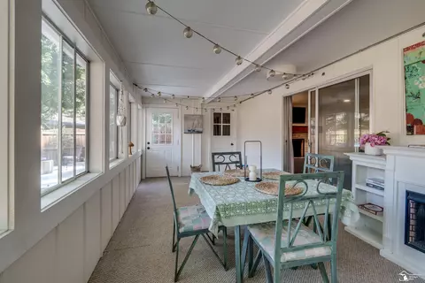 Exterior - 7986 Mohawk, Temperance, MI 48182 photo 5 of 11