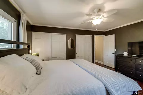 Bedroom - 7986 Mohawk, Temperance, MI 48182 photo 2 of 6