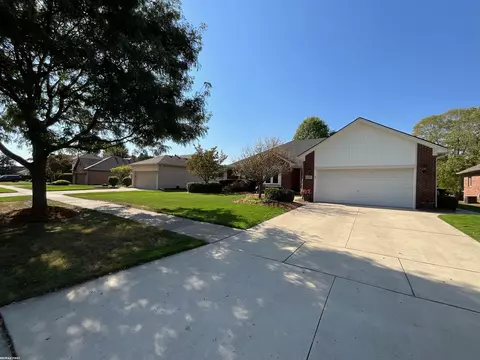 Exterior - 50187 Madison, Macomb, MI 48044 photo 4 of 13