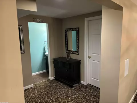 Entry Way - 50187 Madison, Macomb, MI 48044 photo 5 of 5