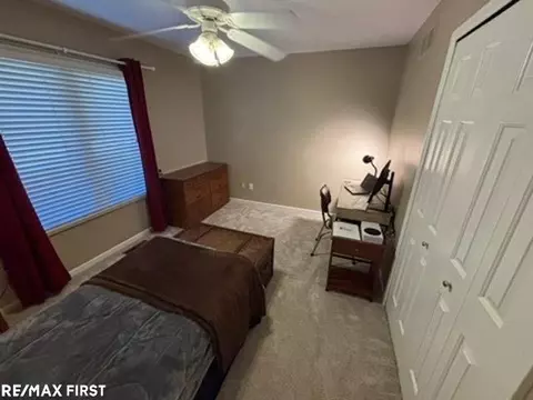 Bedroom - 50187 Madison, Macomb, MI 48044 photo 4 of 6