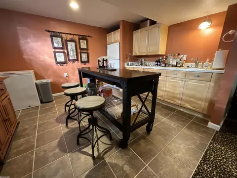 Kitchen - 50187 Madison, Macomb, MI 48044 photo 6 of 6