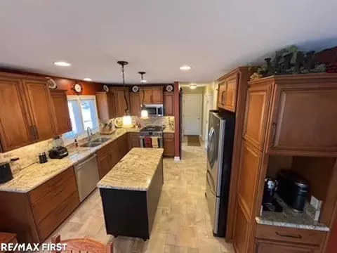 Kitchen - 50187 Madison, Macomb, MI 48044 photo 1 of 6