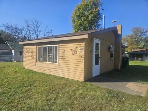 4217 E Oakley, Harrison, MI 48625
