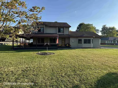 5484 E Maple, Grand Blanc, MI 48439