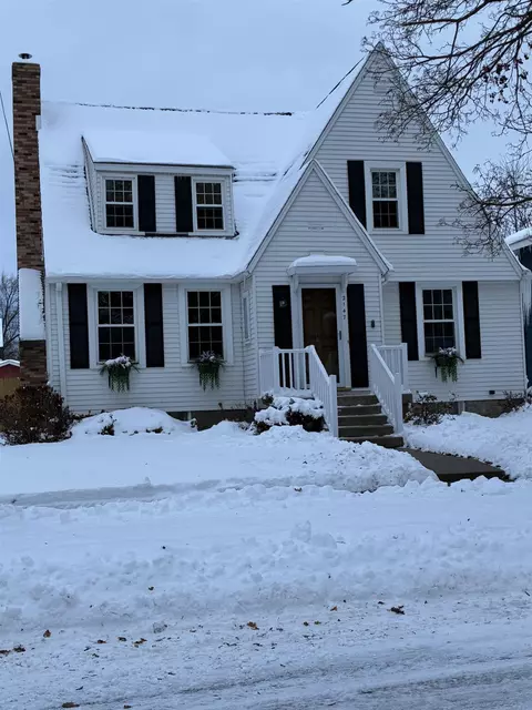 2147 7th, Bay City, MI 48708