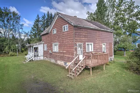 56343 Us 41, Calumet, MI 49913