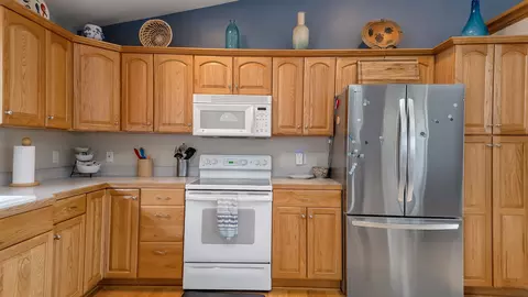 Kitchen - 5241 Pointview, Harrison, MI 48625 photo 1 of 6