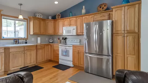 Kitchen - 5241 Pointview, Harrison, MI 48625 photo 3 of 6