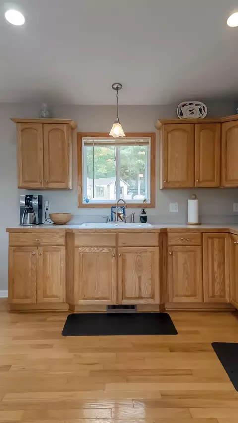 Kitchen - 5241 Pointview, Harrison, MI 48625 photo 2 of 6