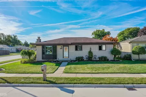 18922 Voiland, Roseville, MI 48066